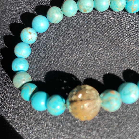 Three bracelets - Picture 2 of 4